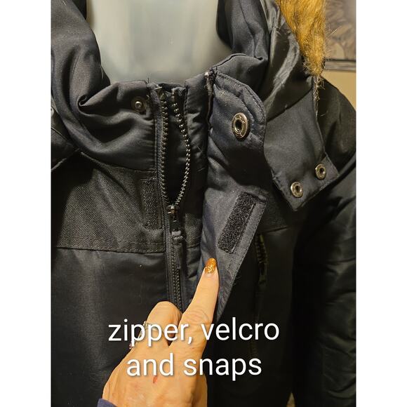 Cherokee Parka w/Faux Fur Hood, Zip & Velcro Closure, 5 Pockets, Great for Snow - Picture 2 of 13